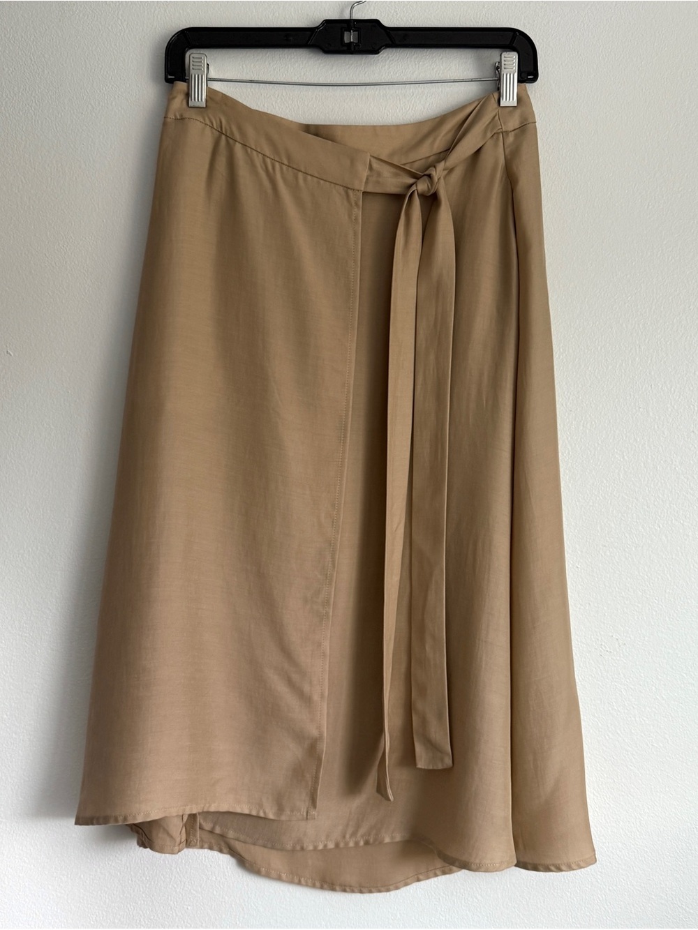 $268 Cuyana Tencel Cupro Elegant Tan Wrap Skirt Sz XS